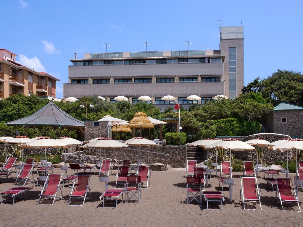 Hotel I Ginepri Marina di Castagneto Carducci Extérieur photo
