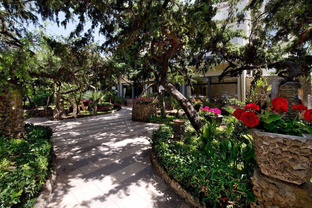 Hotel I Ginepri Marina di Castagneto Carducci Extérieur photo