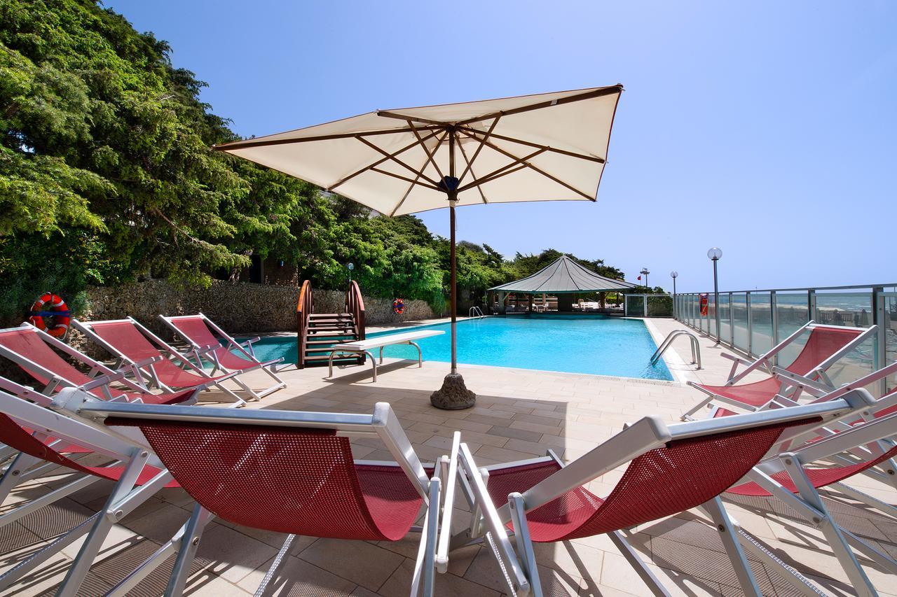 Hotel I Ginepri Marina di Castagneto Carducci Extérieur photo