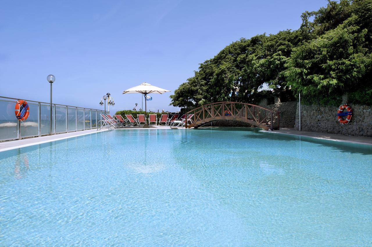 Hotel I Ginepri Marina di Castagneto Carducci Extérieur photo