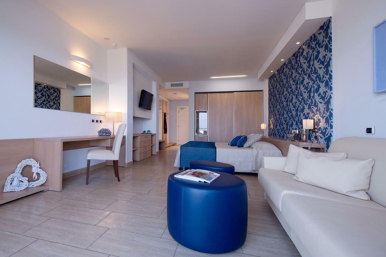 Hotel I Ginepri Marina di Castagneto Carducci Extérieur photo